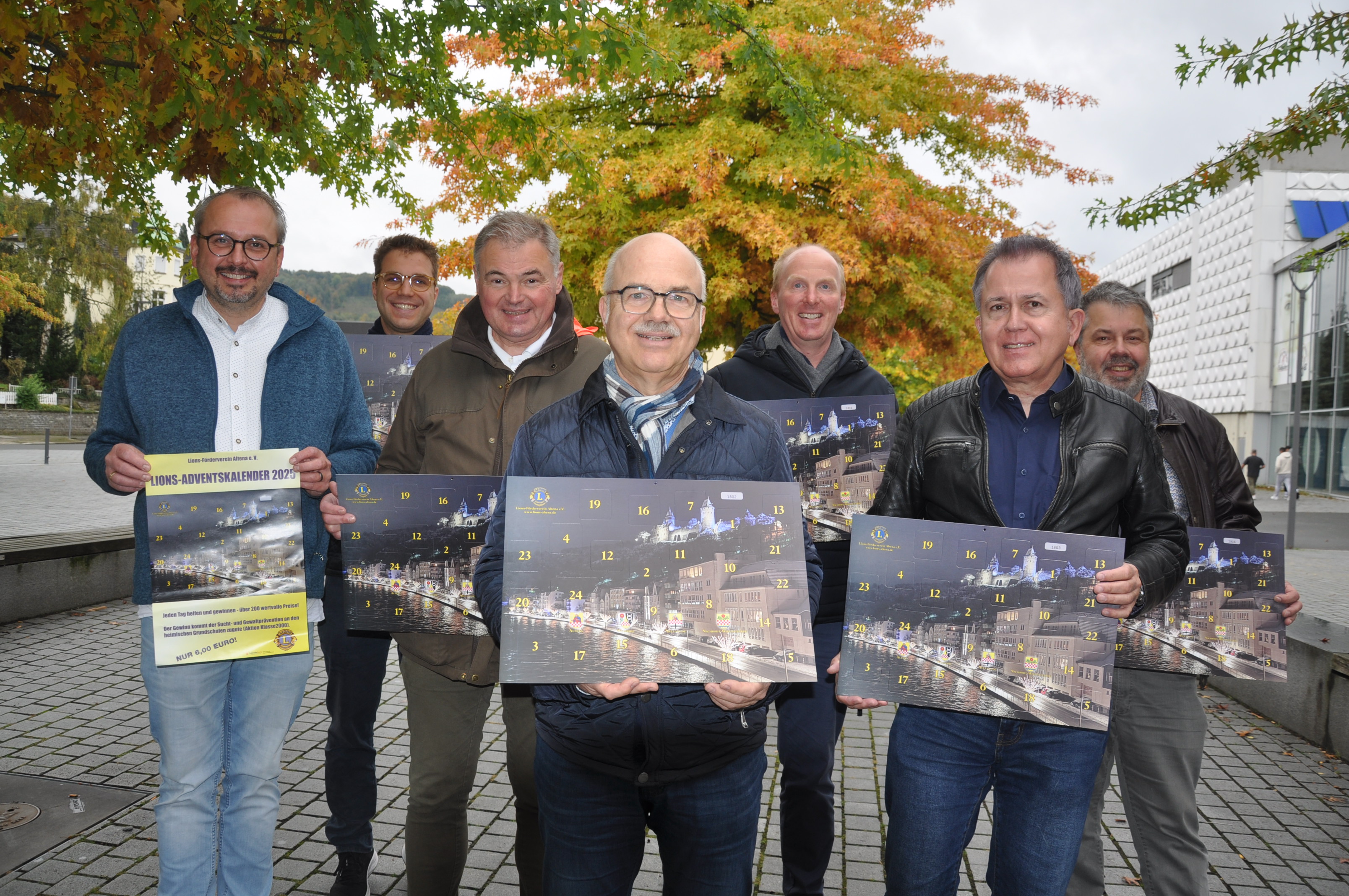 Carsten Fromm und Lions-Mitglieder